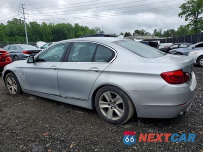 Drugie zdjęcie samochodu z przodu: 2013 BMW 528 XI VIN:WBAXH5C5XDD112814 - miniatura