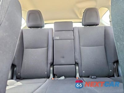 Zdjęcie 10 z 14 samochodu: 2018 TOYOTA RAV4 HYBRID LE VIN:JTMRJREV0JD178319 - miniatura