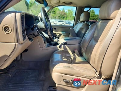 Zdjęcie 7 z 12 samochodu: 2005 CHEVROLET SILVERADO K1500 VIN:2GCEK13T851206724 - miniatura