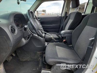 Zdjęcie 7 z 13 samochodu: 2011 JEEP PATRIOT SPORT VIN:1J4NF1GB6BD177093 - miniatura