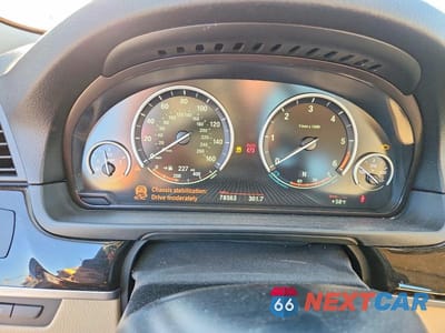 Zdjęcie 9 z 12 samochodu: 2015 BMW 535 D XDRIVE VIN:WBAFV3C54FD687115 - miniatura