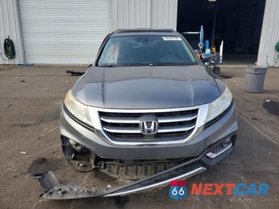 Piąte zdjęcie samochodu w środku: 2013 HONDA CROSSTOUR EXL VIN:5J6TF3H56DL004470 - miniatura