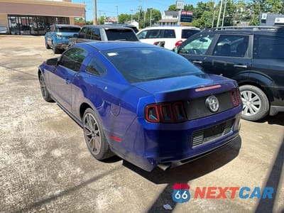 Trzecie zdjęcie samochodu z tyłu: 2014 FORD MUSTANG VIN:1ZVBP8AM0E5325260 - miniatura