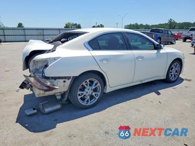 Trzecie zdjęcie samochodu z tyłu: 2013 NISSAN MAXIMA 3.5 S VIN:1N4AA5AP8DC814367 - miniatura