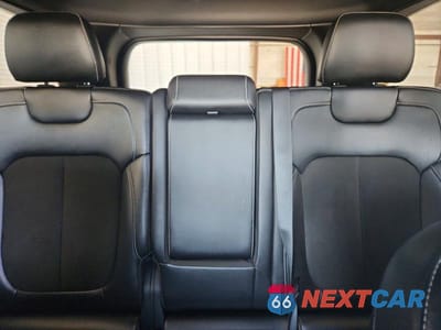 Zdjęcie 10 z 13 samochodu: 2023 JEEP GRAND CHEROKEE LAREDO VIN:1C4RJHAG9PC517773 - miniatura