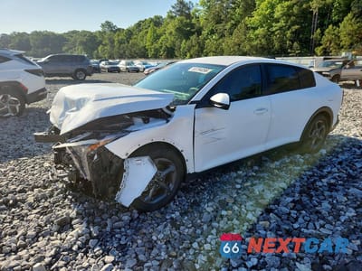 2025 KIA K4 LXS 3KPFT4DE2SE184124 - główne zdjęcie licytacji z USA - miniatura