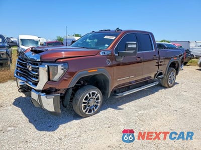 2024 GMC SIERRA K2500 SLE 1GT59ME79RF375940 - główne zdjęcie licytacji z USA - miniatura