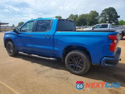 Drugie zdjęcie samochodu z przodu: 2023 CHEVROLET SILVERADO K1500 CUSTOM VIN:3GCPDBEK1PG133400 - miniatura