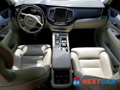 Zdjęcie 8 z 13 samochodu: 2016 VOLVO XC90 T8 VIN:YV4BC0PK4G1089869 - miniatura