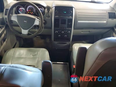 Zdjęcie 8 z 13 samochodu: 2010 DODGE GRAND CARAVAN SE VIN:2D4RN4DE5AR167664 - miniatura