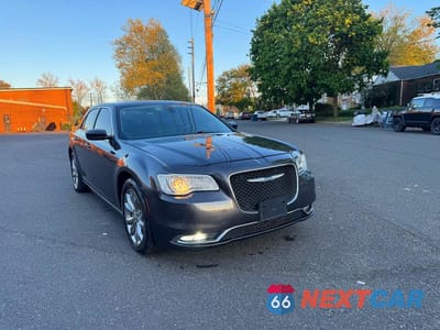 2016 CHRYSLER 300 LIMITED 2C3CCARG5GH224787 - główne zdjęcie licytacji z USA - miniatura