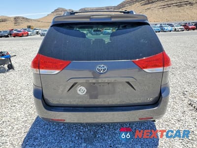 Zdjęcie 6 z 13 samochodu: 2013 TOYOTA SIENNA LE VIN:5TDKK3DC5DS312827 - miniatura