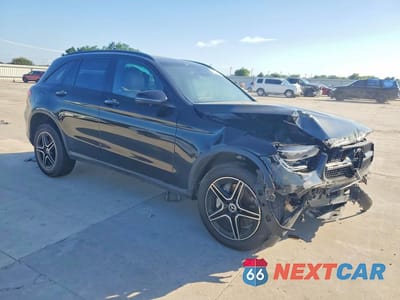 Czwarte zdjęcie samochodu z boku: 2022 MERCEDES-BENZ GLC 300 4MATIC VIN:W1N0G8EB1NV383034 - miniatura
