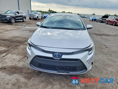 Piąte zdjęcie samochodu w środku: 2025 TOYOTA COROLLA HYBRID LE VIN:JTDBCMFE8SJ043718 - miniatura