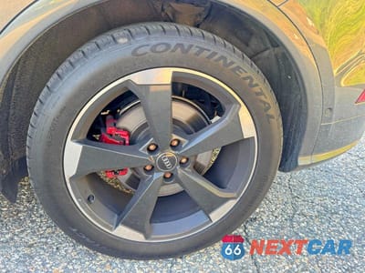 Zdjęcie 12 z 13 samochodu: 2019 AUDI SQ5 PRESTIGE VIN:WA1C4AFY4K2020158 - miniatura