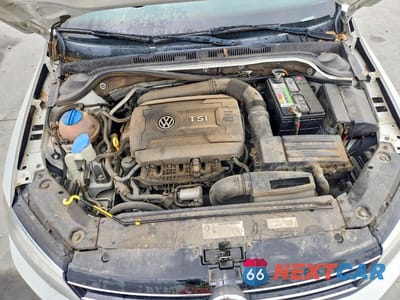 Zdjęcie 11 z 12 samochodu: 2016 VOLKSWAGEN JETTA SPORT VIN:3VWD17AJ5GM293008 - miniatura