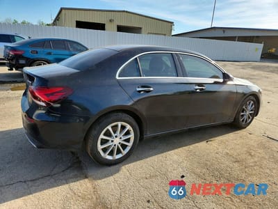 Trzecie zdjęcie samochodu z tyłu: 2020 MERCEDES-BENZ A 220 4MATIC VIN:WDD3G4FB3LW037981 - miniatura