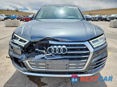 Piąte zdjęcie samochodu w środku: 2018 AUDI SQ5 PRESTIGE VIN:WA1C4AFY1J2125495 - miniatura