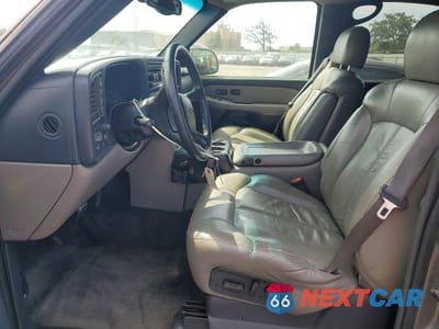 Zdjęcie 7 z 13 samochodu: 2002 CHEVROLET TAHOE K1500 VIN:1GNEK13T52J248499 - miniatura