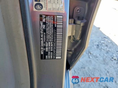 Zdjęcie 12 z 12 samochodu: 2013 MERCEDES-BENZ E 350 VIN:WDDHF5KB8DA693077 - miniatura