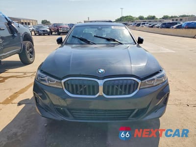 Piąte zdjęcie samochodu w środku: 2024 BMW 330I VIN:3MW69FF05R8E39107 - miniatura