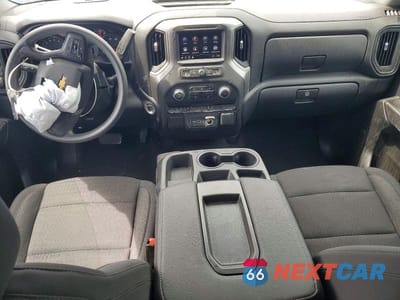 Zdjęcie 8 z 12 samochodu: 2026 CHEVROLET SILVERADO K1500 CUSTOM VIN:1GCRKBEK7TZ134799 - miniatura