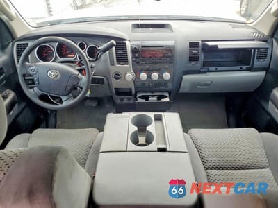 Zdjęcie 8 z 12 samochodu: 2011 TOYOTA TUNDRA DOUBLE CAB SR5 VIN:5TFUM5F11BX020075 - miniatura