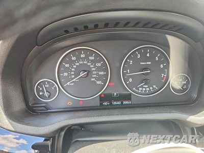 Zdjęcie 9 z 13 samochodu: 2016 BMW X3 SDRIVE28I VIN:5UXWZ7C5XG0R32800 - miniatura