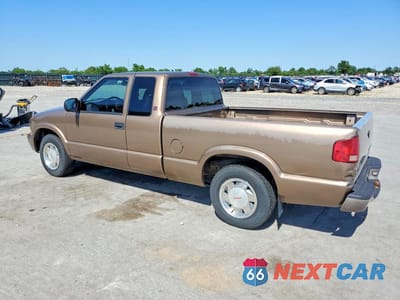 Drugie zdjęcie samochodu z przodu: 2002 GMC SONOMA VIN:1GTCS19W128194336 - miniatura
