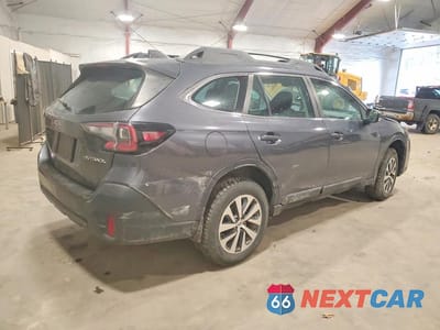 Trzecie zdjęcie samochodu z tyłu: 2021 SUBARU OUTBACK VIN:4S4BTAAC4M3227271 - miniatura