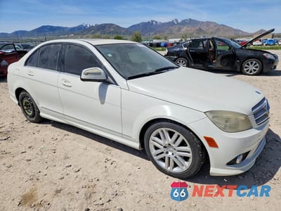 Czwarte zdjęcie samochodu z boku: 2008 MERCEDES-BENZ C 300 VIN:WDDGF54X48R027961 - miniatura