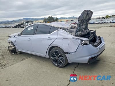 Drugie zdjęcie samochodu z przodu: 2023 NISSAN ALTIMA SR VIN:1N4BL4CV2PN424684 - miniatura