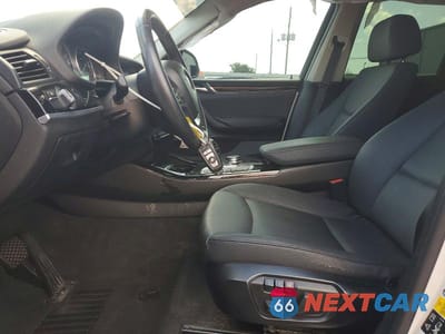 Zdjęcie 7 z 14 samochodu: 2016 BMW X3 XDRIVE28I VIN:5UXWX9C50G0D88859 - miniatura