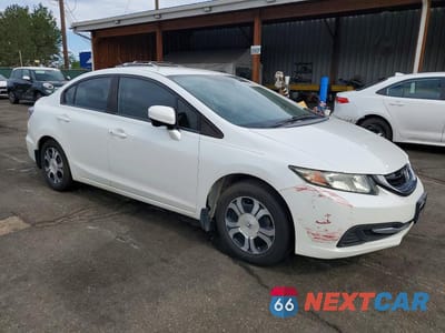 Czwarte zdjęcie samochodu z boku: 2014 HONDA CIVIC HYBRID L VIN:19XFB4F31EE001332 - miniatura
