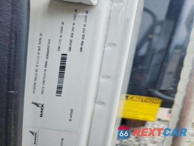 Zdjęcie 10 z 10 samochodu: 2026 MACK MD DUMP TRUCK VIN:1M2MDBAA8TS078636 - miniatura