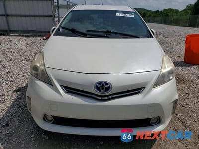 Piąte zdjęcie samochodu w środku: 2012 TOYOTA PRIUS V THREE VIN:JTDZN3EU6C3158898 - miniatura