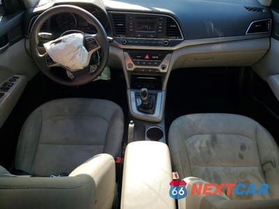 Zdjęcie 8 z 12 samochodu: 2017 HYUNDAI ELANTRA SE VIN:KMHD74LF3HU357922 - miniatura