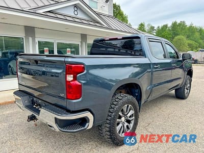 Czwarte zdjęcie samochodu z boku: 2020 CHEVROLET SILVERADO K1500 LT VIN:3GCUYDET7LG423467 - miniatura