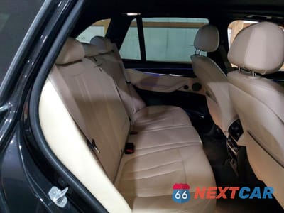 Zdjęcie 11 z 13 samochodu: 2017 BMW X5 XDR40E VIN:5UXKT0C33H0V96365 - miniatura