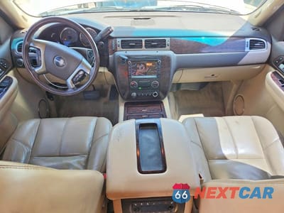 Zdjęcie 8 z 13 samochodu: 2007 GMC YUKON XL DENALI VIN:1GKFK66877J172054 - miniatura