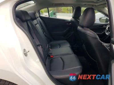 Zdjęcie 10 z 12 samochodu: 2016 MAZDA 3 GRAND TOURING VIN:JM1BM1X78G1308334 - miniatura
