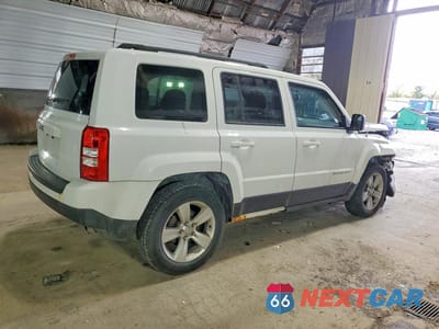 Trzecie zdjęcie samochodu z tyłu: 2014 JEEP PATRIOT SPORT VIN:1C4NJRBB4ED644736 - miniatura