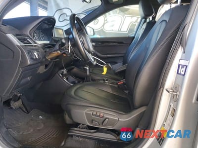 Zdjęcie 7 z 12 samochodu: 2016 BMW X1 XDRIVE28I VIN:WBXHT3C30G5E56309 - miniatura