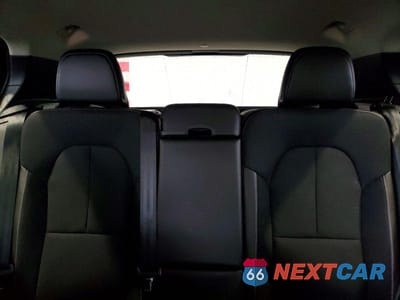 Zdjęcie 10 z 13 samochodu: 2020 VOLVO XC40 T5 MOMENTUM VIN:YV4162UK2L2204086 - miniatura