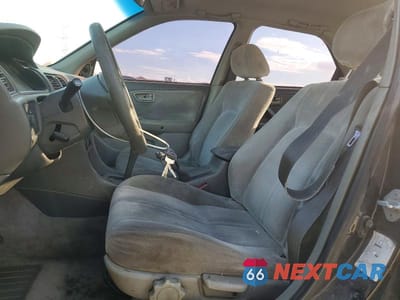 Zdjęcie 7 z 12 samochodu: 1998 TOYOTA CAMRY LE VIN:JT2BG22K2W0110743 - miniatura