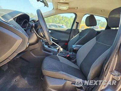 Zdjęcie 7 z 12 samochodu: 2014 FORD FOCUS SE VIN:1FADP3F29EL235709 - miniatura