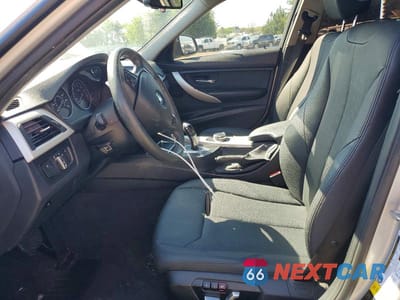 Zdjęcie 7 z 12 samochodu: 2018 BMW 320 XI VIN:WBA8E5G57JNU47185 - miniatura
