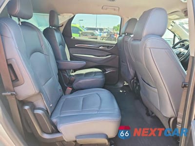 Zdjęcie 11 z 13 samochodu: 2018 BUICK ENCLAVE VIN:5GAEVAKW6JJ266294 - miniatura