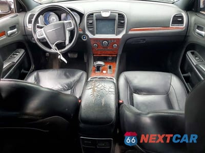 Zdjęcie 8 z 13 samochodu: 2012 CHRYSLER 300 LIMITED VIN:2C3CCACG9CH200656 - miniatura