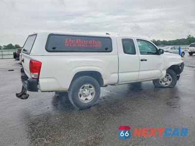 Trzecie zdjęcie samochodu z tyłu: 2017 TOYOTA TACOMA SR VIN:5TFRX5GN5HX085664 - miniatura